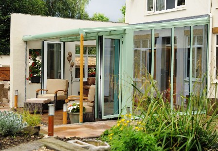 An example of a lean-to style conservatory